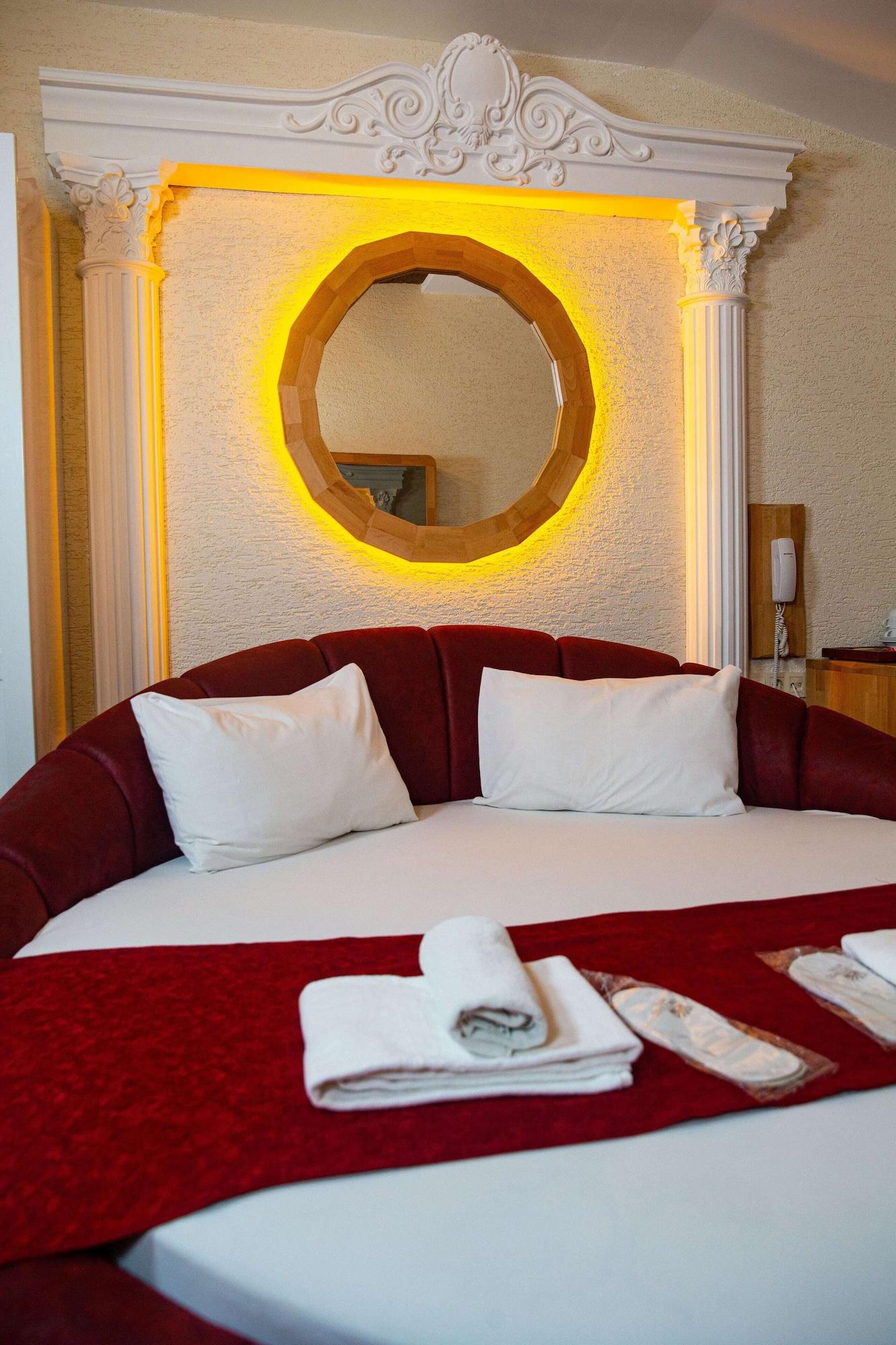 Emirtimes Hotel Kadikoey Provincia di Provincia di Istanbul Esterno foto