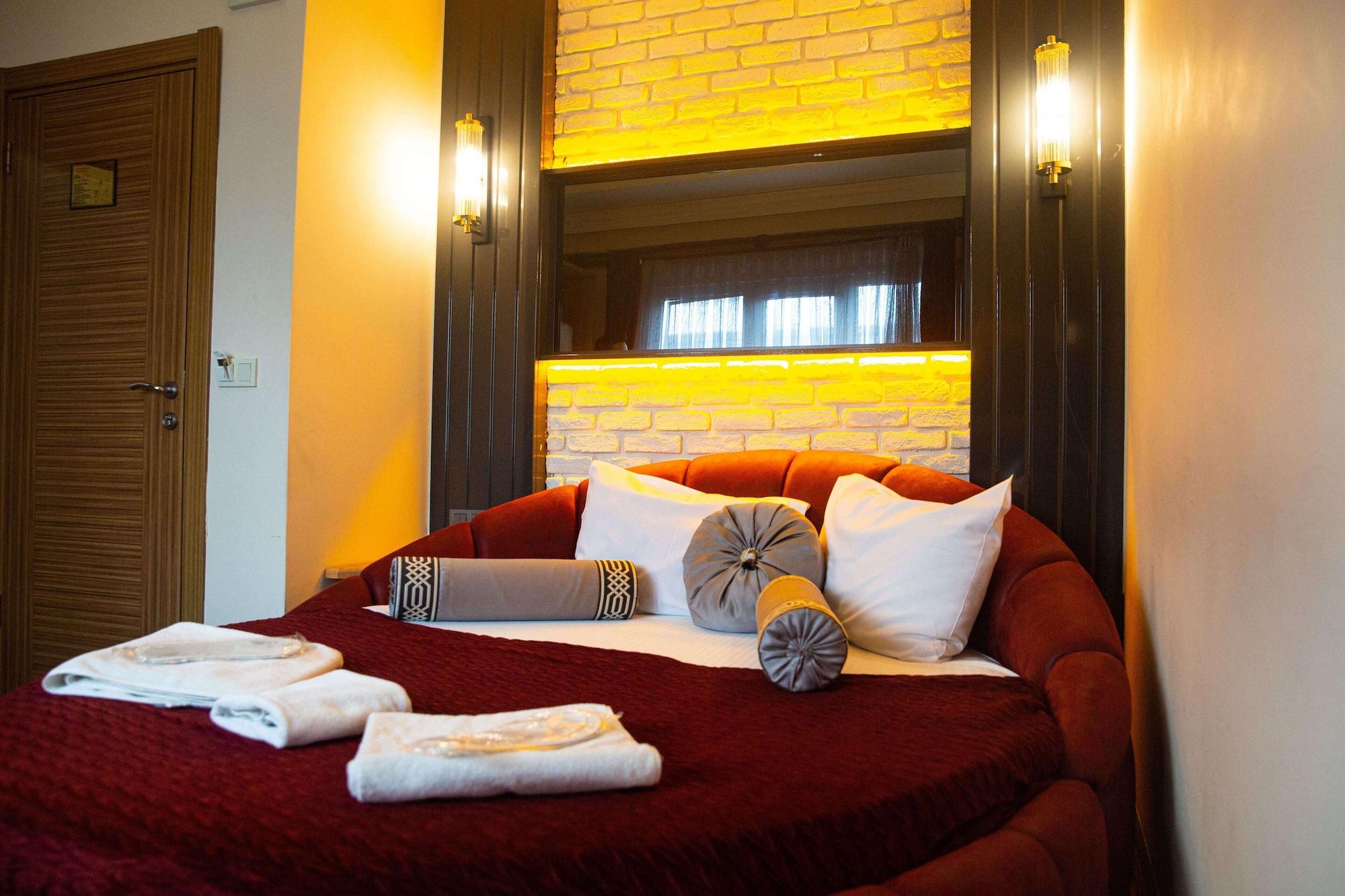 Emirtimes Hotel Kadikoey Provincia di Provincia di Istanbul Esterno foto