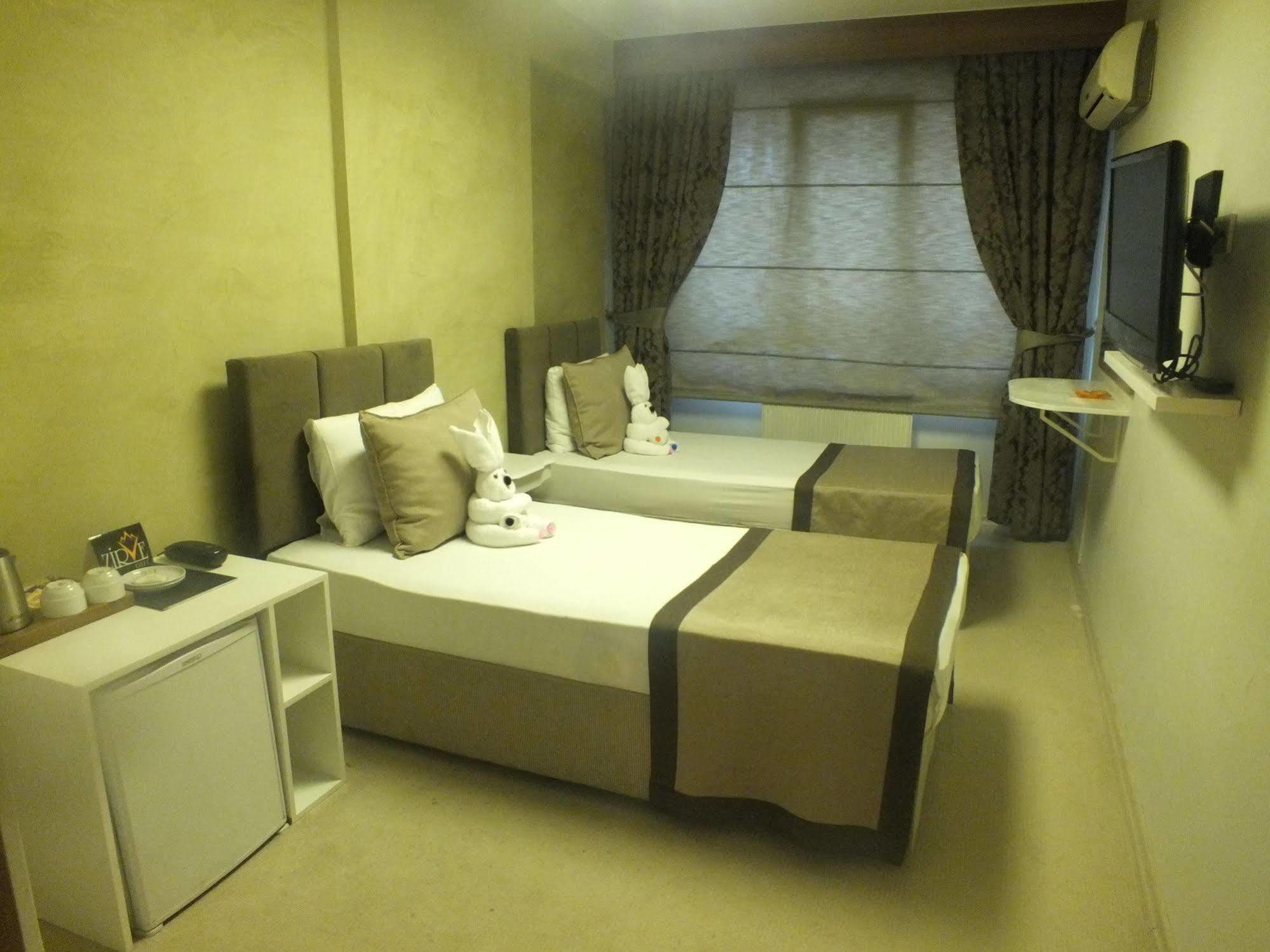 Emirtimes Hotel Kadikoey Provincia di Provincia di Istanbul Esterno foto